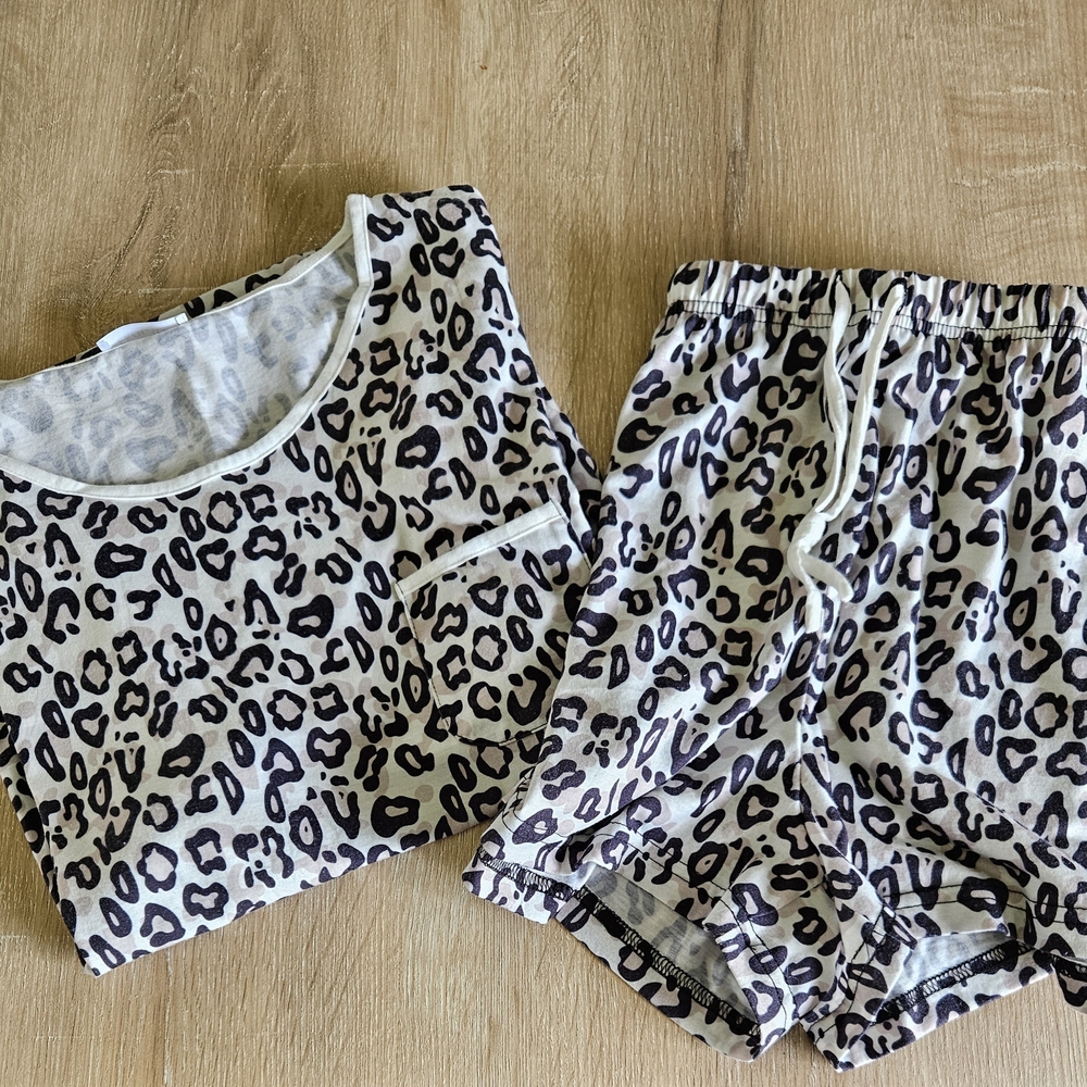 Leopard Print Women's Pajama Set